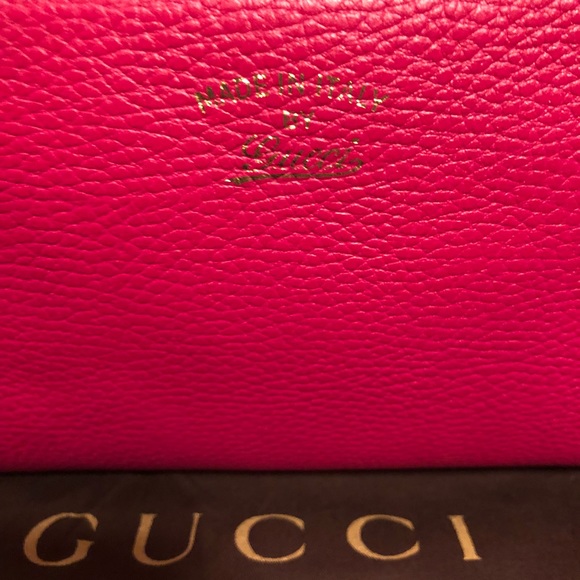 Gucci Pebble Blossom Pink - Picture 4 of 10